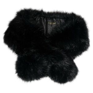 Luxurious Black Faux Fur Shawl by BABEYOND
